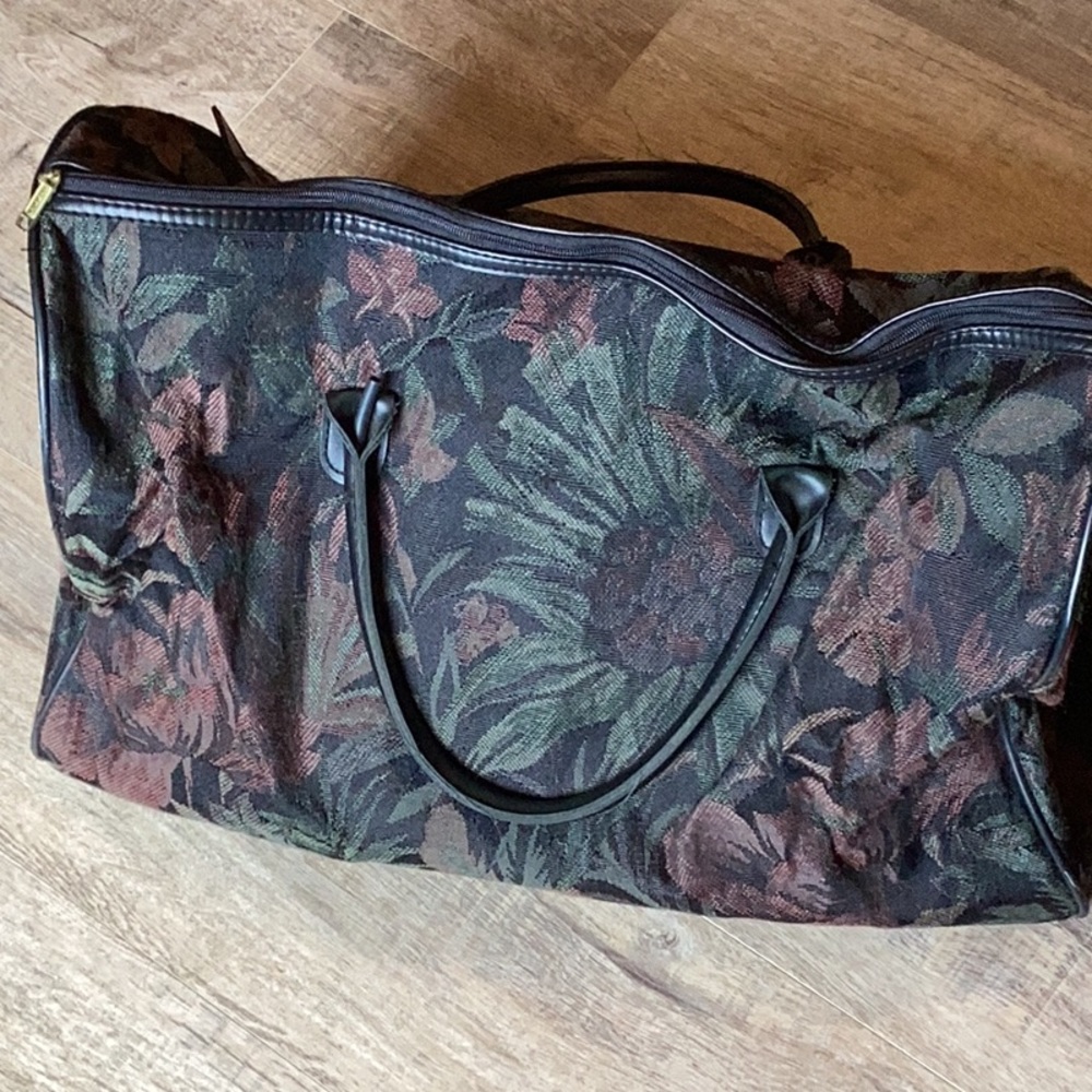 Jaguar Large Floral Tapestry Weekender Duffle Bag - Picture 2 of 7